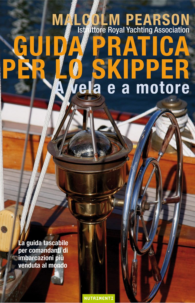 In copertina la chiesuola e il timone di una imbarcazione a vela