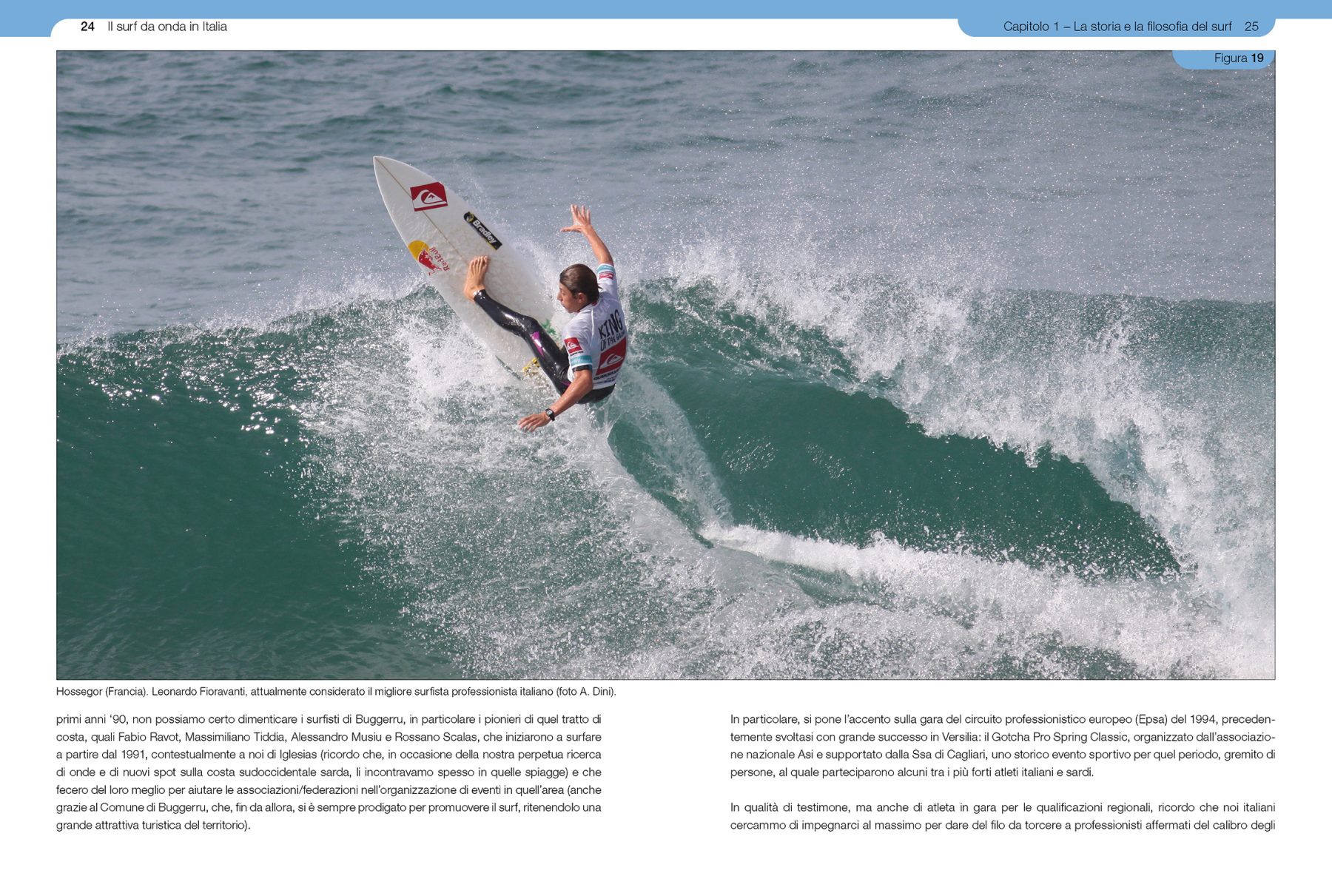 Pagina 24 e 25 del libro 'Il surf da onda in Italia'