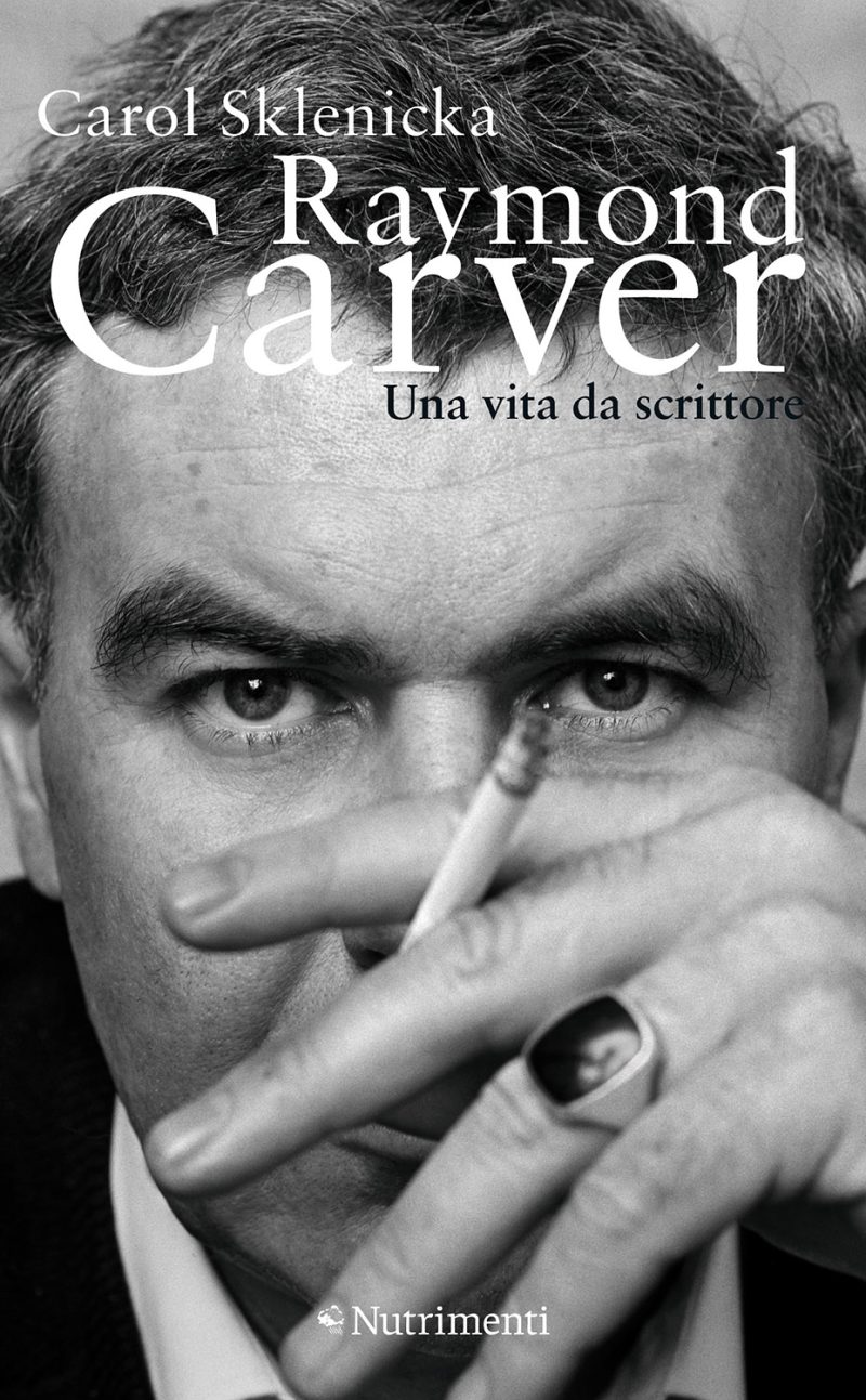 In copertina ritratto di Raymond Carver