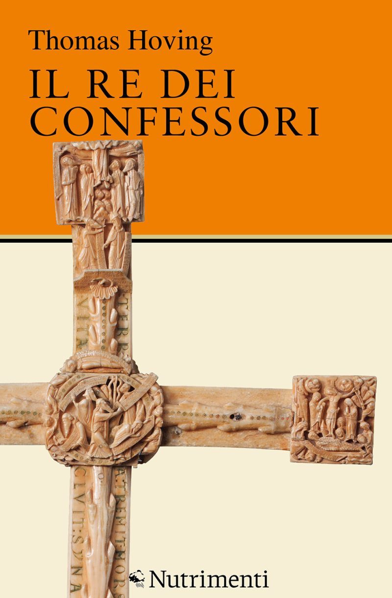 In copertina dettaglio della Cloisters Cross, una croce d'altare romanica in avorio del XII secolo conservata al Metropolitan Museum of Art di New York