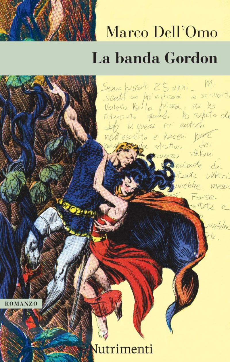 In copertina disegno tratto dal fumetto di Flash Gordon mentre aggrappato a una parete rocciosa salva una ragazza in pericolo.
