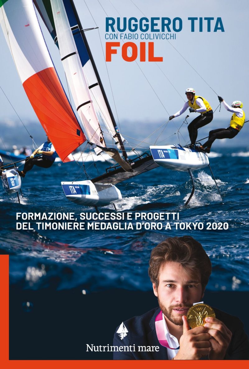 In copertina una foto che racconta un momento di una regata di un catamarano.